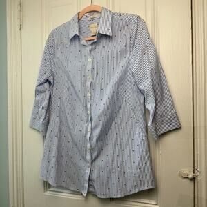 Chico's No Iron Shirt Womens Large White Blue Striped Polka Dot Button Up Preppy